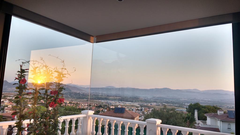 Villa Manzanilla, Malaga Alhaurín de la Torre Екстериор снимка